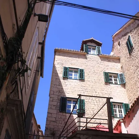 Toni Palace Penzion Split