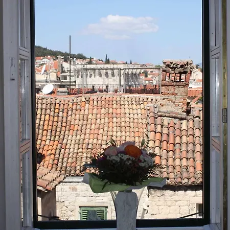 Toni Palace Split