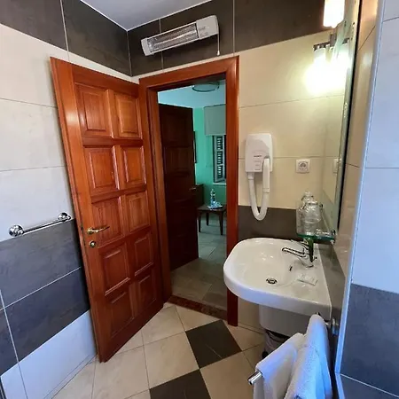 룸스 토니 팰리스 게스트하우스 스플리트