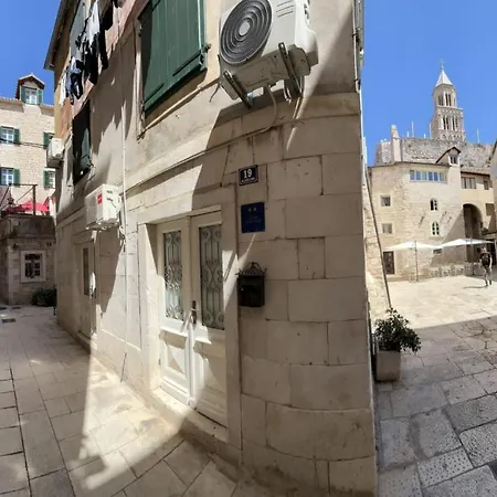 룸스 토니 팰리스 4* 스플리트