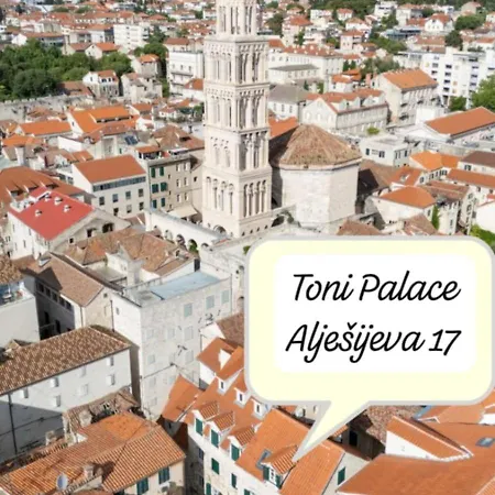 Rooms Toni Palace 4*