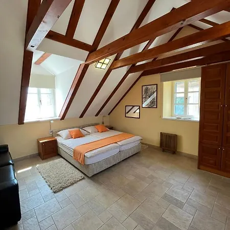 Gostinjska kuća Rooms Toni Palace Split