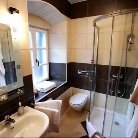 Gostinjska kuća Rooms Toni Palace